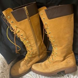Timberland TALL Lace-Up Suede (Nubuck) Boots 24” Chunky Lug Women’s Size 10!